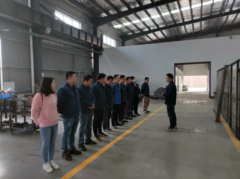 科瑪森細(xì)石泵車(chē)間早會(huì)